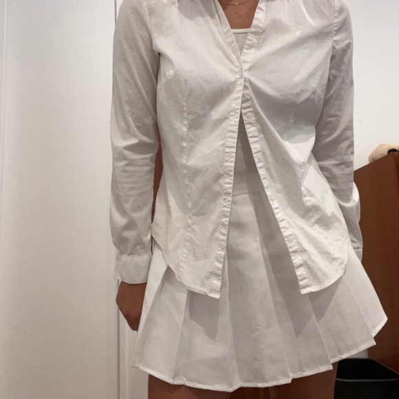 white tennis skirt 🎾 - Picture 2 of 2